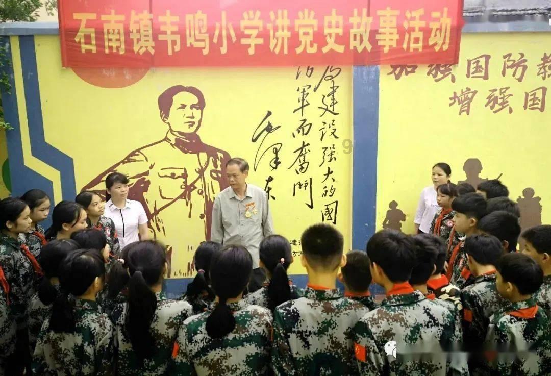 困在俱乐部的少女